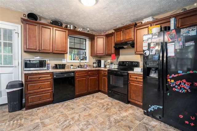 4611 OLD DOUGLASVILLE Road, Lithia Springs, GA 30122