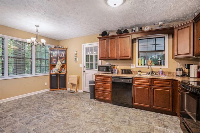 4611 OLD DOUGLASVILLE Road, Lithia Springs, GA 30122