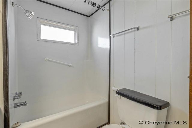 516 E 4TH ST, Cheyenne, WY 82007