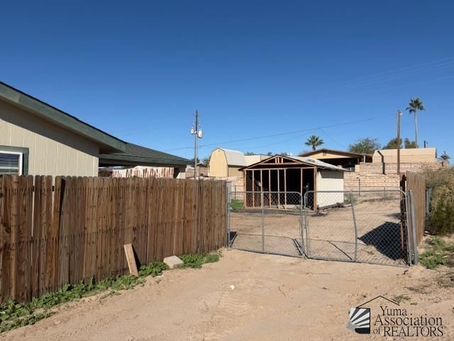 29466 Oakland Ave, Wellton, AZ 85356