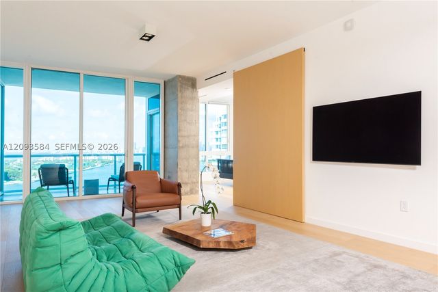 100 S Pointe Dr 1802, Miami Beach, FL 33139