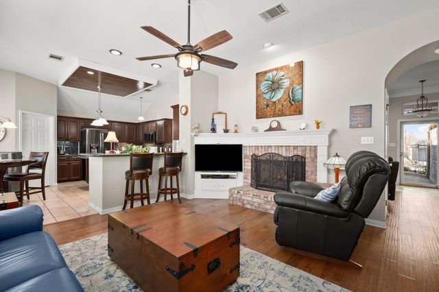 506 Cedar LN, Pflugerville, TX 78660