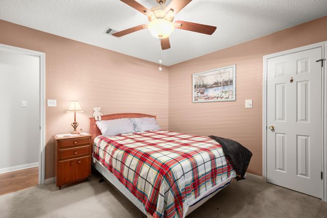 506 Cedar LN, Pflugerville, TX 78660