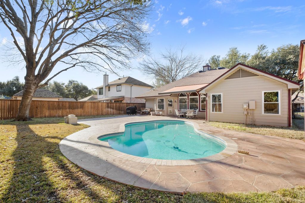 506 Cedar LN, Pflugerville, TX 78660