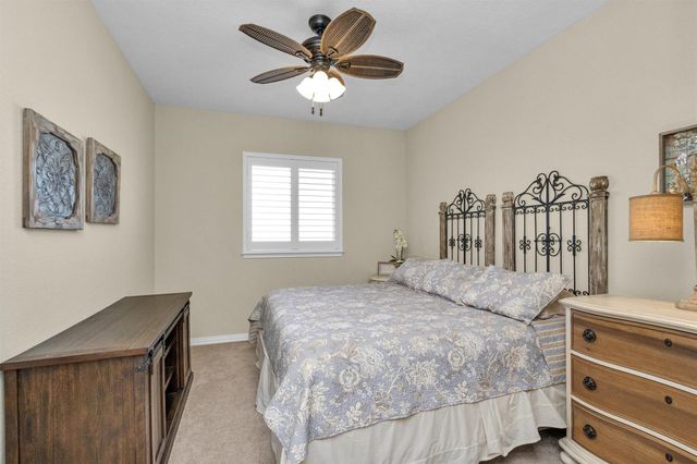 300 Weavers Cove, Livingston, TX 77351