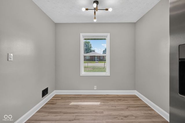 901 Alhambra, Anderson, IN 46012