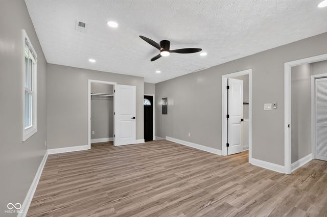 901 Alhambra, Anderson, IN 46012