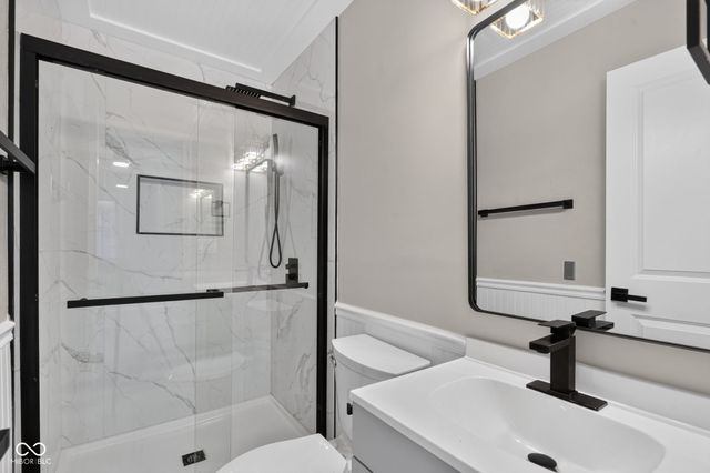 901 Alhambra, Anderson, IN 46012