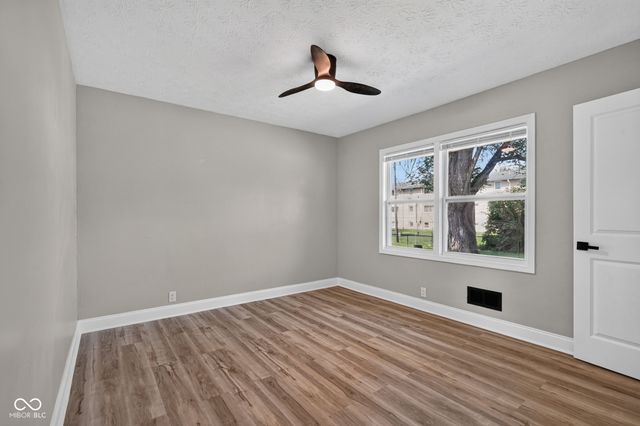 901 Alhambra, Anderson, IN 46012