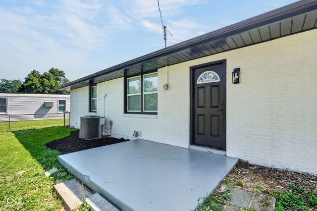 901 Alhambra, Anderson, IN 46012