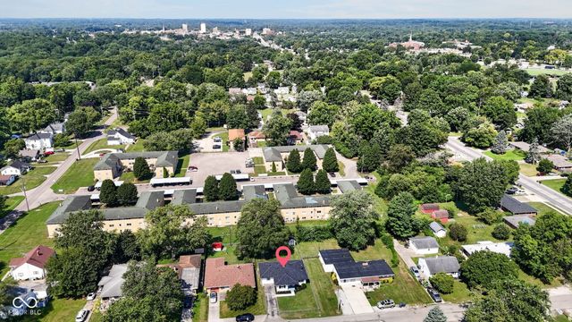 901 Alhambra, Anderson, IN 46012