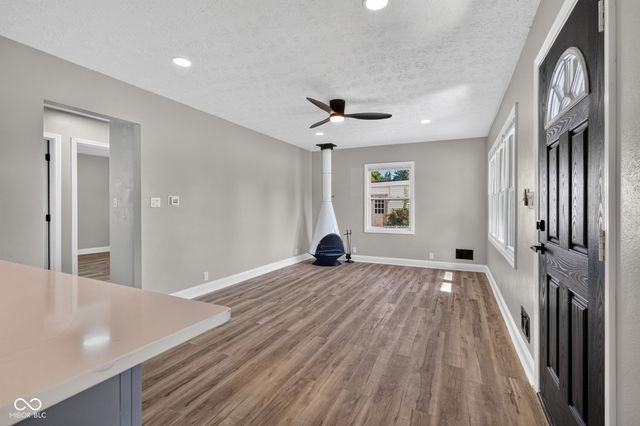 901 Alhambra, Anderson, IN 46012
