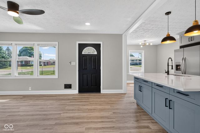 901 Alhambra, Anderson, IN 46012