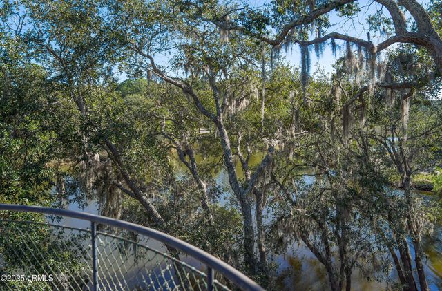 52 Old Smugglers Wharf Road, St. Helena Island, SC 29920