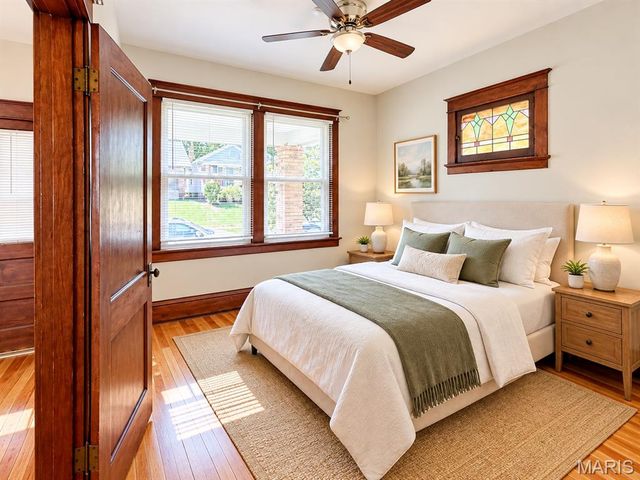 4640 Ray Avenue, St Louis, MO 63116