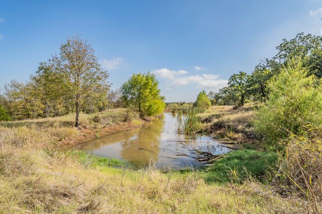417 Wood River Road, Millsap, TX 76066