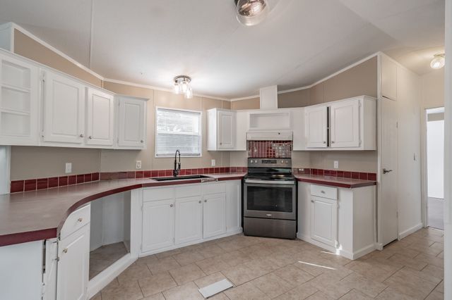 417 Wood River Road, Millsap, TX 76066