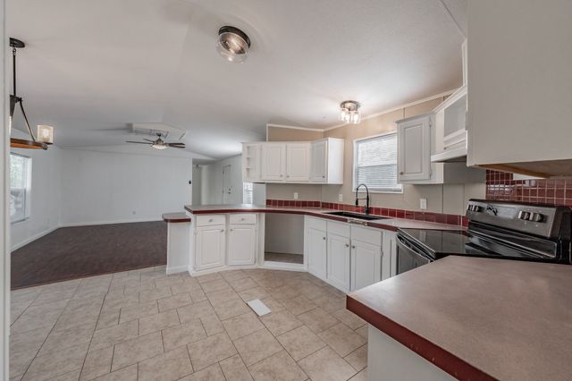 417 Wood River Road, Millsap, TX 76066