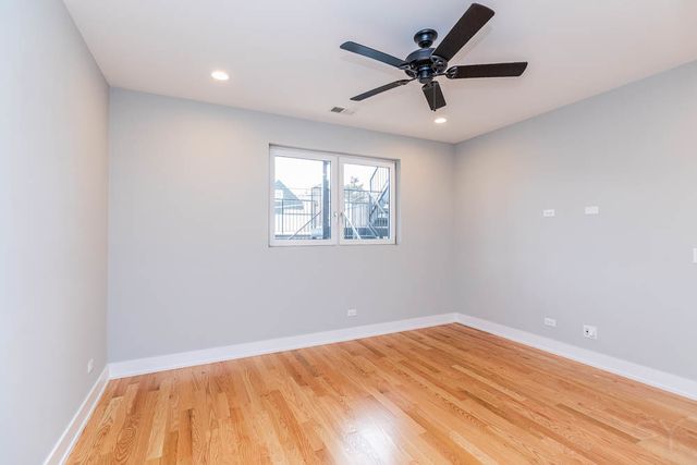 2307 W 19th Street 3, Chicago, IL 60608