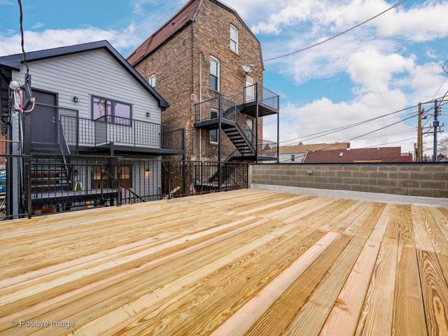 2307 W 19th Street 3, Chicago, IL 60608
