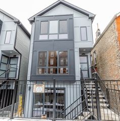 2307 W 19th Street 3, Chicago, IL 60608