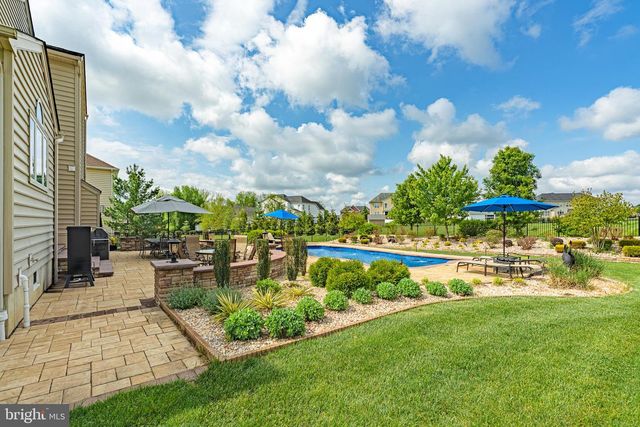 612 MEEHAN DR, Warrington, PA 18976