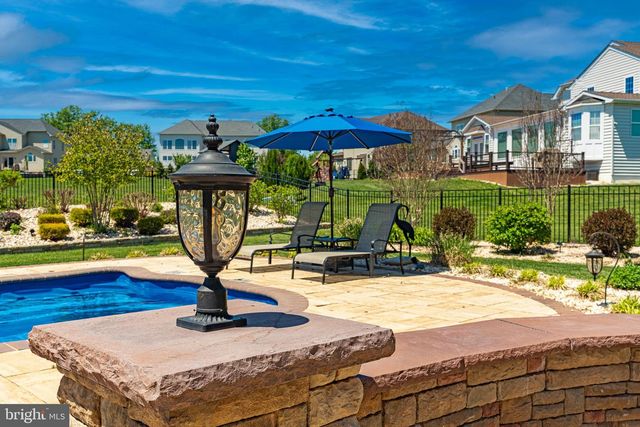 612 MEEHAN DR, Warrington, PA 18976