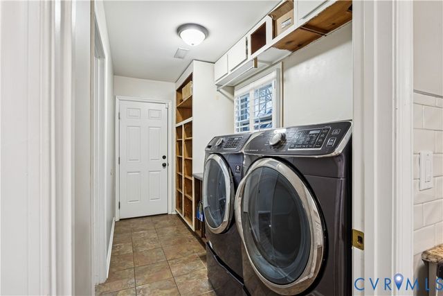 2 Coffman Cir, Hampton, VA 23669