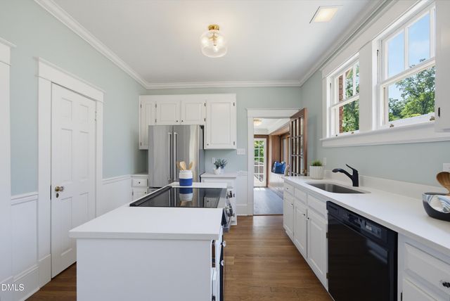 2005 Glenwood Avenue, Raleigh, NC 27608