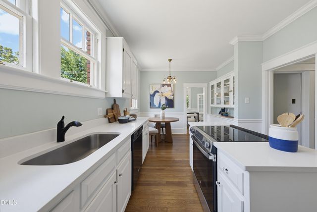 2005 Glenwood Avenue, Raleigh, NC 27608