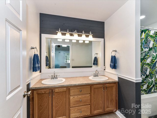 1338 Pell Drive, Lincolnton, NC 28092