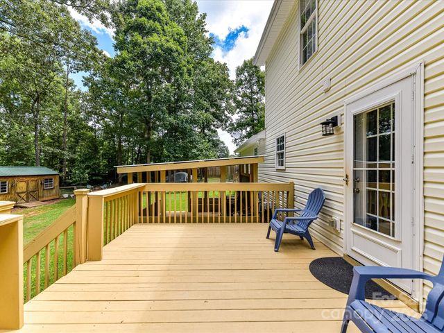 1338 Pell Drive, Lincolnton, NC 28092