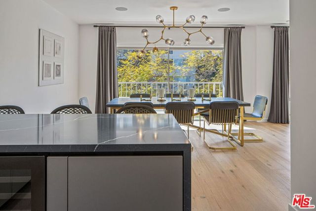 440 N Oakhurst Drive 301, Beverly Hills, CA 90210