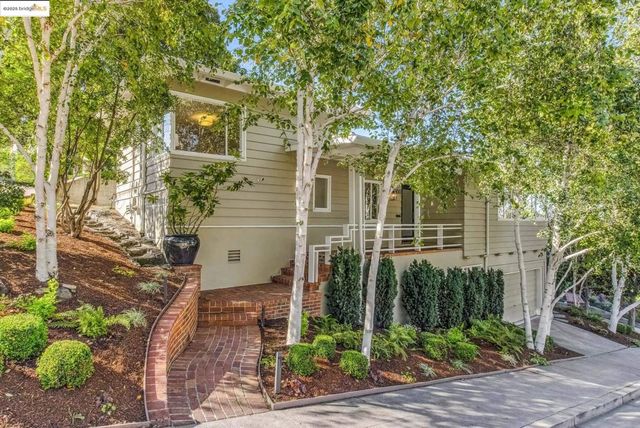 300 Pacific Avenue, Piedmont, CA 94611