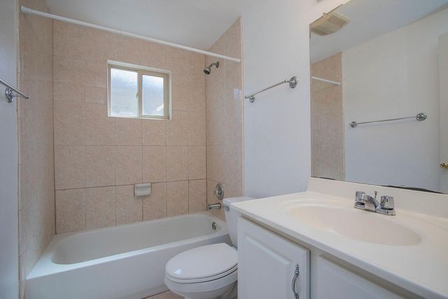 1620 Hawthorne 2, Houston, TX 77006