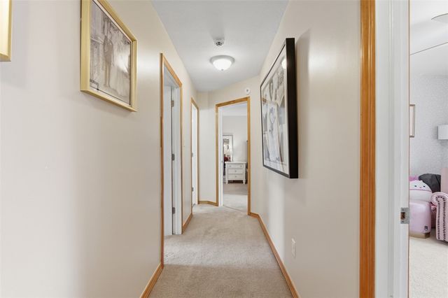 44 Rodgers Drive, Findlay Twp, PA 15108