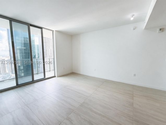 77 SE 5th St 4003, Miami, FL 33131