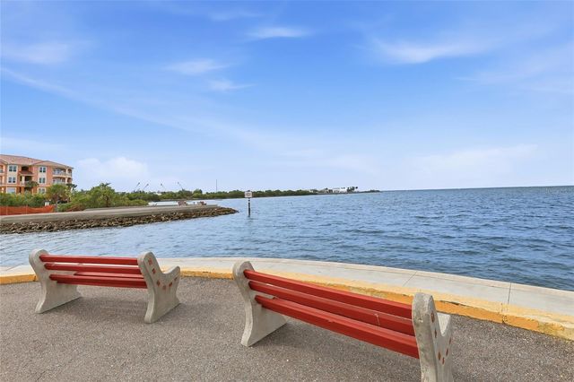 4851 W GANDY BOULEVARD B7L17, Tampa, FL 33611