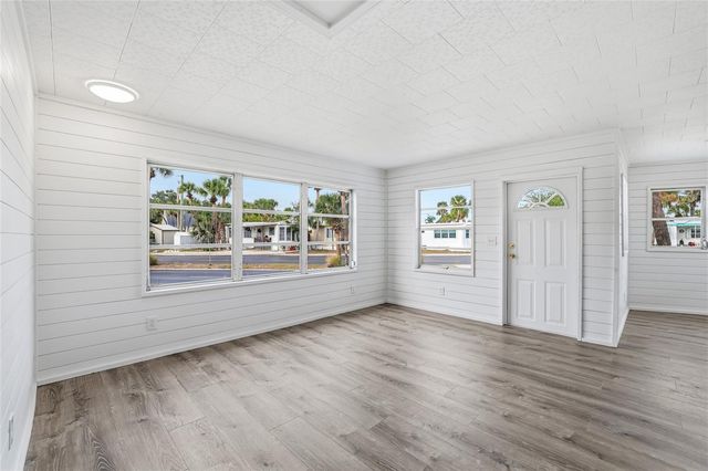 4851 W GANDY BOULEVARD B7L17, Tampa, FL 33611