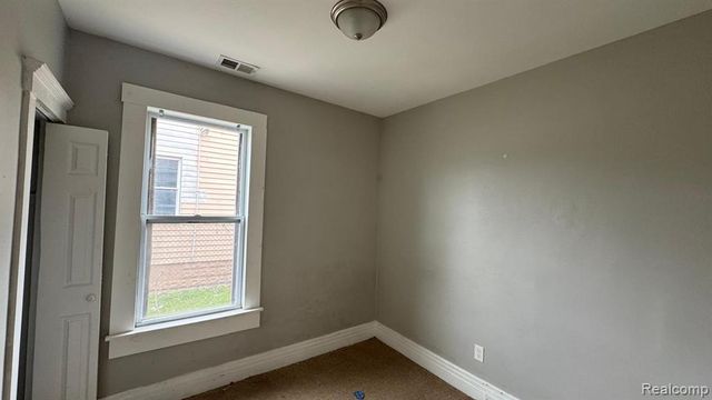 253 Beechwood Street, River Rouge, MI 48218