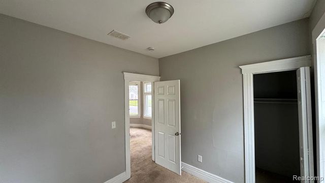 253 Beechwood Street, River Rouge, MI 48218