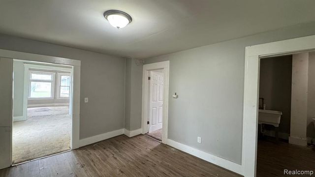 253 Beechwood Street, River Rouge, MI 48218