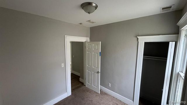 253 Beechwood Street, River Rouge, MI 48218
