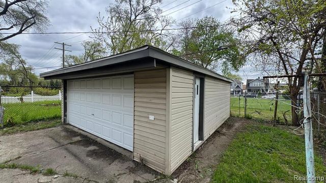 253 Beechwood Street, River Rouge, MI 48218