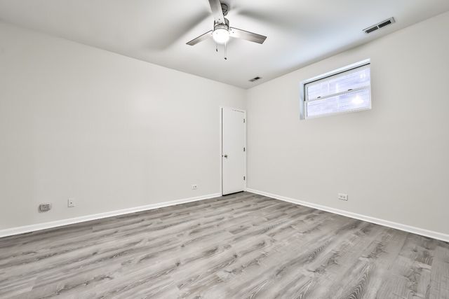 3230 N Seminary Avenue 1, Chicago, IL 60657