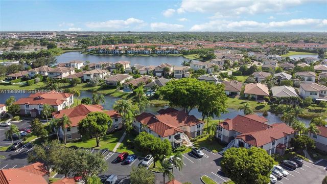 1250 SW 113th Ter 203, Pembroke Pines, FL 33025