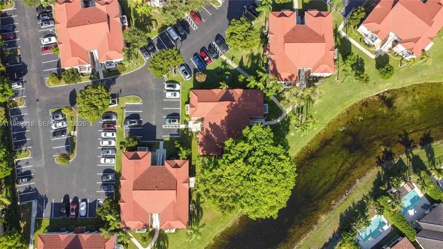 1250 SW 113th Ter 203, Pembroke Pines, FL 33025
