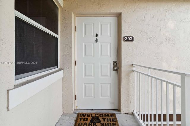 1250 SW 113th Ter 203, Pembroke Pines, FL 33025