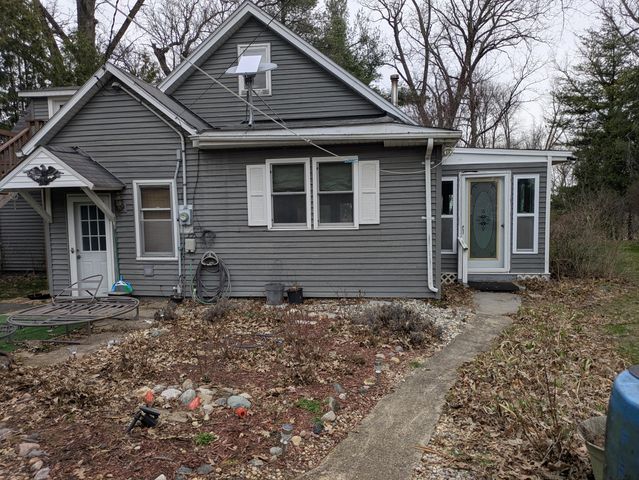 3900 E 1425 N, Wheatfield, IN 46392