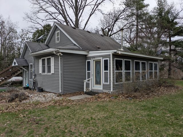 3900 E 1425 N, Wheatfield, IN 46392